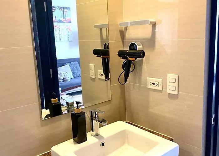 Cluster 3, 81 Newport Blvd Near Naia T3 Aparthotel Manilla